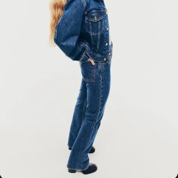 Calvin Klein Original Bootcut Fit Jeans - Picture 1 of 5